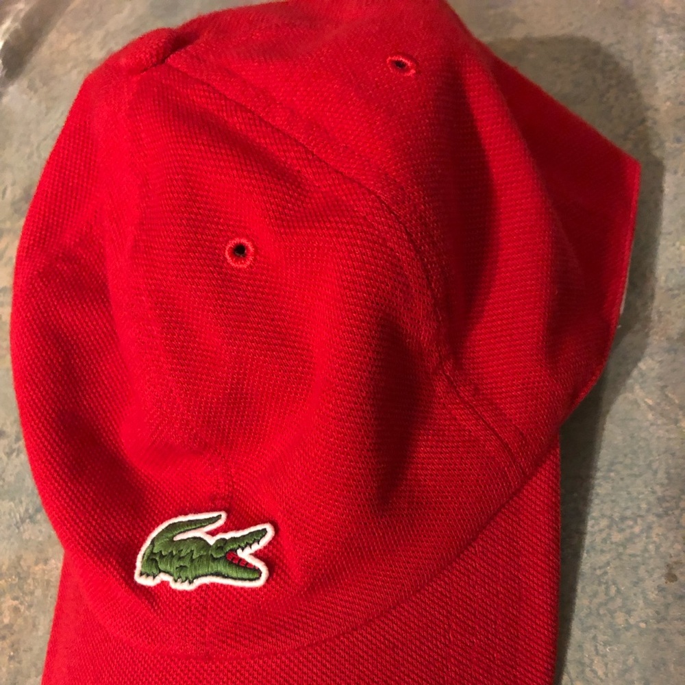 Lacoste hat